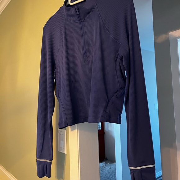 Lululemon new Rulu run half zip ribbed cropped, bluish purple colour sz. 12 - Picture 3 of 3